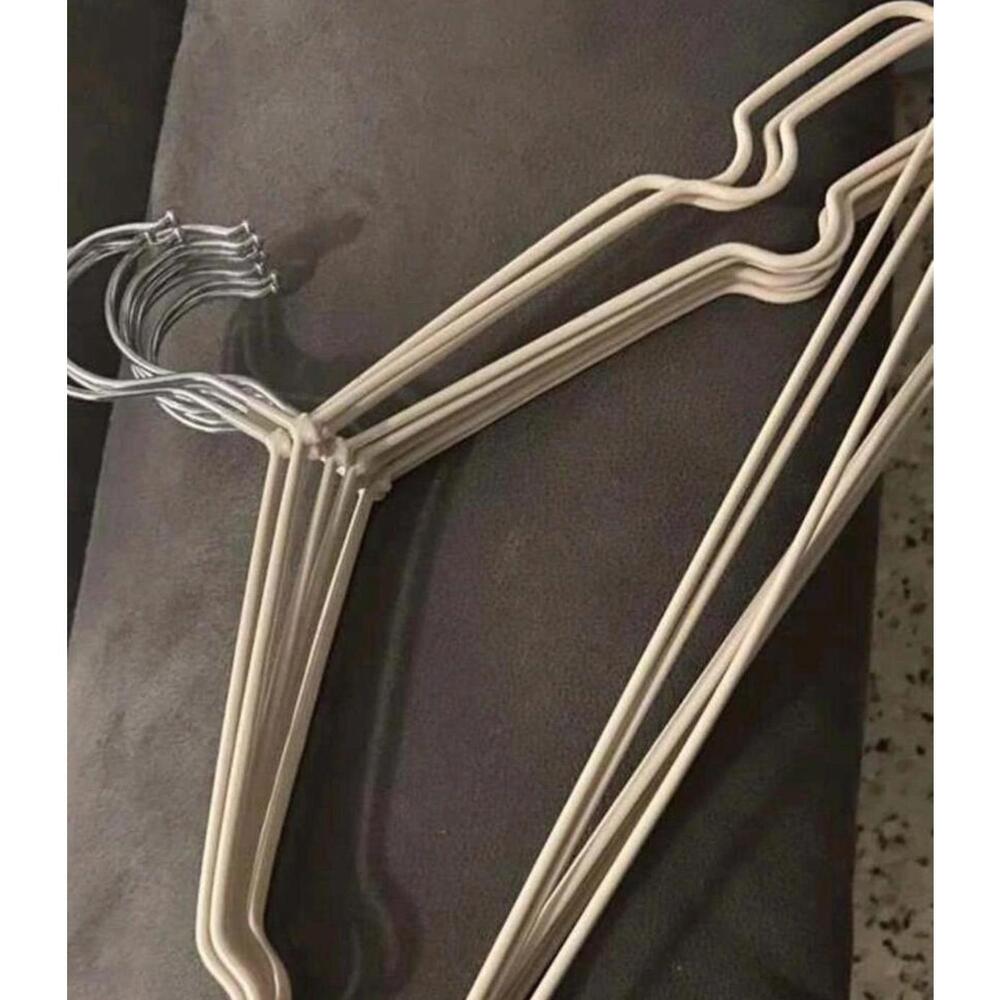 hangers - Picture 1 of 4
